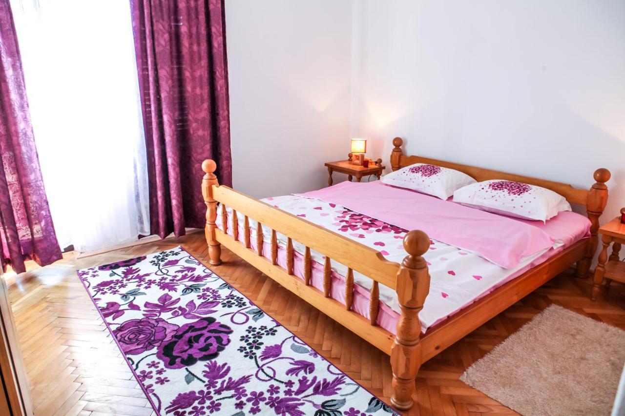 Apartment Dejan Cetinje Buitenkant foto