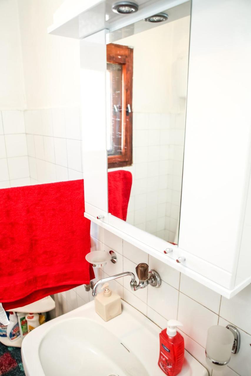 Apartment Dejan Cetinje Buitenkant foto